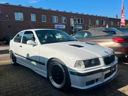 Weiß Gebraucht 1998 BMW M3 Basis Coupé | 39.900 €