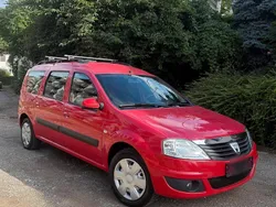 Rot Gebraucht 2009 Dacia Logan MCV Kombi | 2.800 € (Guter Preis)