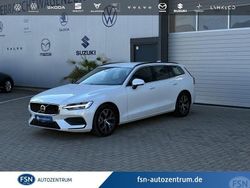 Weiß Gebraucht 2024 Volvo V60 Core Kombi | 36.990 € (Guter Preis)