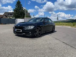 Schwarz Gebraucht 2012 BMW 328 Luxury Line Limousine | 24.999 €