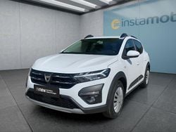 Weiß Gebraucht 2021 Dacia Sandero Stepway Kleinwagen | 12.299 € (Fairer Preis)