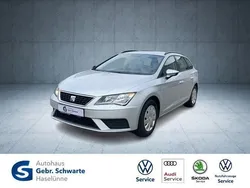 Silber Gebraucht 2017 Seat Leon ST Reference Kombi | 10.430 € (Guter Preis)