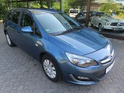 Blau Gebraucht 2013 Opel Astra Edition Kombi | 7.950 € (Fairer Preis)