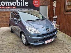 Grau Gebraucht 2008 Peugeot 1007 Kleinwagen | 2.980 € (Fairer Preis)