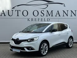 Weiß Gebraucht 2017 Renault Scénic IV Experience Van / Kleinbus | 10.900 € (Guter Preis)
