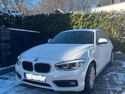 Weiß Gebraucht 2018 BMW 118 Performance Kleinwagen | 12.900 € (Guter Preis)