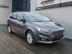Grau Gebraucht 2016 Ford S-MAX Titanium Van / Kleinbus | 10.780 € (Superpreis)