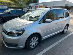 Silber Gebraucht 2010 VW Touran Van / Kleinbus | 4.290 € (Guter Preis)