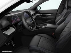 Gebraucht 2024 BMW 520 Comfort Edition Kombi | 56.564 € (Fairer Preis)