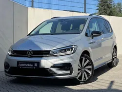 Silber Gebraucht 2022 VW Touran R-line Van / Kleinbus | 28.890 € (Superpreis)