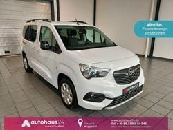 Weiß Gebraucht 2022 Opel Combo Life Ultimate Van / Kleinbus | 20.660 € (Fairer Preis)
