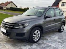 Grau Gebraucht 2012 VW Tiguan Trendline SUV | 11.500 € (Fairer Preis)