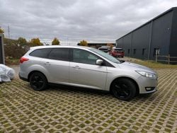 Silber Gebraucht 2016 Ford Focus Kombi | 5.500 € (Superpreis)