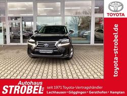 Gebraucht 2017 Lexus NX300h E-FOUR Luxury Line SUV | 29.980 € (Teuer)