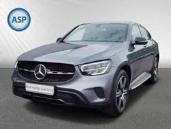Grau (selenitgrau metalliclack) Gebraucht 2020 Mercedes GLC300 Night Coupé | 40.900 € (Fairer Preis)