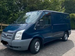Blau Gebraucht 2013 Ford Tourneo Van / Kleinbus | 5.000 €