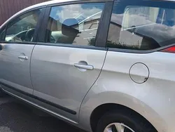Silber Gebraucht 2010 Peugeot 5008 Van / Kleinbus | 4.200 € (Etwas zu teuer)