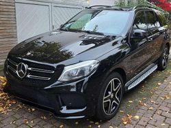 Schwarz Gebraucht 2016 Mercedes GLE500 AMG line SUV | 42.750 € (Teuer)