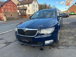 Blau Gebraucht 2010 Skoda Superb Comfort Kombi | 2.699 € (Guter Preis)