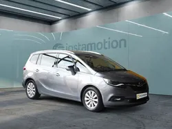 Grau Gebraucht 2018 Opel Zafira Van / Kleinbus | 20.200 € (Teuer)