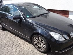 Schwarz Gebraucht 2009 Mercedes E350 Coupé | 7.980 € (Superpreis)