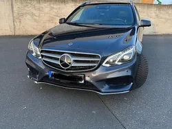 Grau Gebraucht 2016 Mercedes E350 Avantgarde Kombi | 23.500 € (Etwas zu teuer)