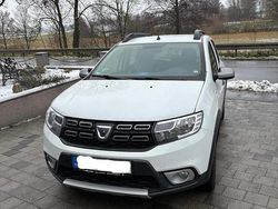 Weiß Gebraucht 2020 Dacia Sandero Prestige Kleinwagen | 11.350 € (Fairer Preis)