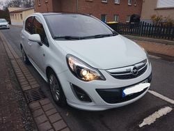 Weiß Gebraucht 2014 Opel Corsa Edition Kleinwagen | 4.899 € (Guter Preis)