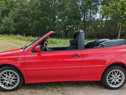 Rot Gebraucht 1998 VW Golf Cabriolet Highline Cabrio | 5.200 € (Teuer)