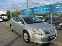 Silber Gebraucht 2010 Toyota Avensis Executive Limousine | 8.990 € (Etwas zu teuer)