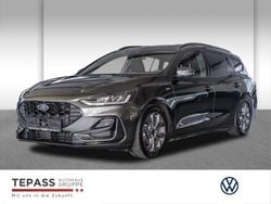 Metallic) (grau Gebraucht 2024 Ford Focus ST-Line Kombi | 21.960 € (Superpreis)