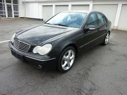 Schwarz Gebraucht 2004 Mercedes C220 Limousine | 3.500 € (Fairer Preis)