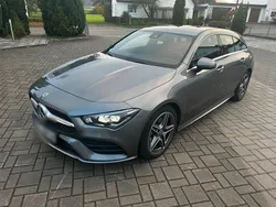 Grau Gebraucht 2022 Mercedes CLA220 Shooting Brake Kombi | 32.000 € (Fairer Preis)