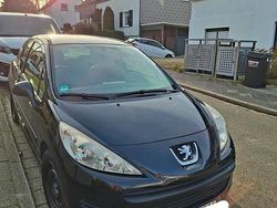Schwarz Gebraucht 2011 Peugeot 207 Urban Move Limousine | 2.700 € (Fairer Preis)