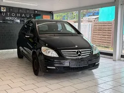 Schwarz Gebraucht 2006 Mercedes B150 Van / Kleinbus | 2.999 € (Guter Preis)
