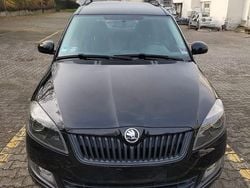 Schwarz Gebraucht 2015 Skoda Roomster Noire Van / Kleinbus | 3.800 € (Superpreis)