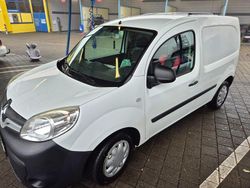Weiß Gebraucht 2016 Renault Kangoo Abholung | 5.500 € (Teuer)