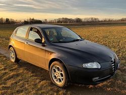 Schwarz Gebraucht 2003 Alfa Romeo 147 Kleinwagen | 1.800 € (Teuer)