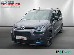 Lackierung platiniumgrau/typ au Gebraucht 2023 Citroën e-Berlingo Shine Van / Kleinbus | 35.995 €