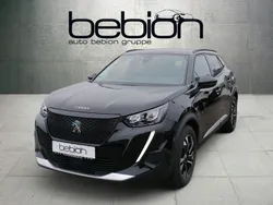 Lack onyx schwarz/typ aussenve Gebraucht 2021 Peugeot e-2008 Allure SUV | 16.880 € (Superpreis)