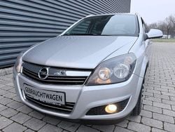 Silber Gebraucht 2010 Opel Astra Kombi | 4.490 € (Guter Preis)