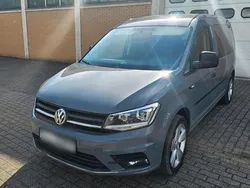 Grau Gebraucht 2017 VW Caddy Maxi Van / Kleinbus | 16.999 € (Teuer)