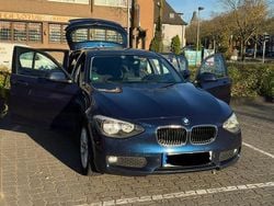 Blau Gebraucht 2015 BMW 116 Efficient Dynamics Kleinwagen | 6.699 €