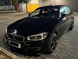 Schwarz Gebraucht 2016 BMW 118 Kleinwagen | 17.499 €