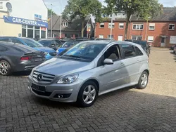 Silber Gebraucht 2011 Mercedes B200 Van / Kleinbus | 8.999 € (Fairer Preis)