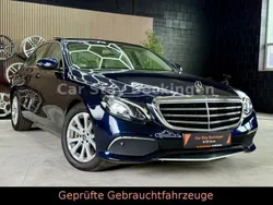 Blau Gebraucht 2018 Mercedes E220 Limousine | 29.490 € (Etwas zu teuer)