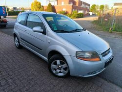 Silber Gebraucht 2005 Chevrolet Kalos Kleinwagen | 2.250 € (Teuer)