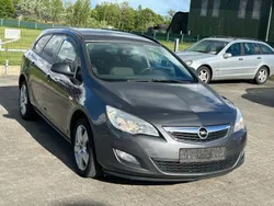 Grau Gebraucht 2011 Opel Astra Design Edition Kombi | 2.250 € (Fairer Preis)