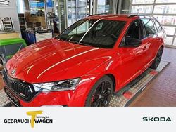 Rot Gebraucht 2022 Skoda Octavia RS Kombi | 28.280 € (Fairer Preis)