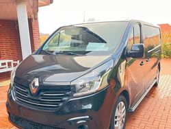 Schwarz Gebraucht 2016 Renault Traffic Van / Kleinbus | 6.000 €